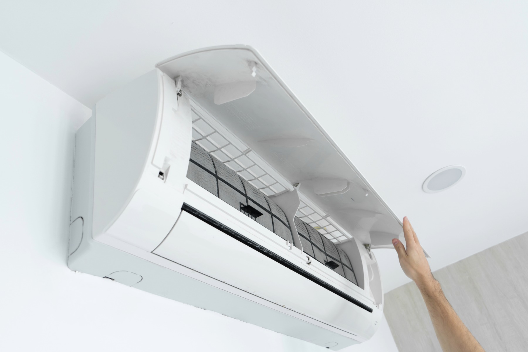Wall-mounted ductless air conditioner
